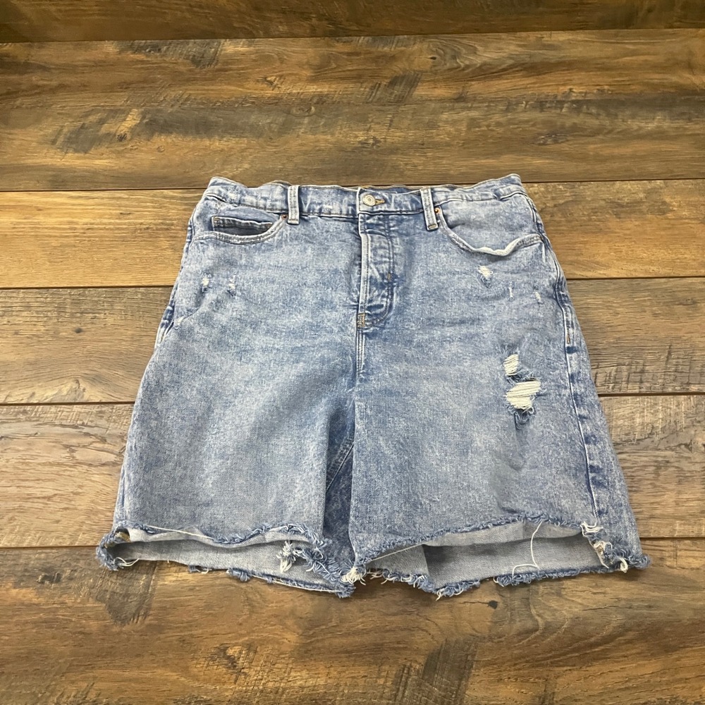 Old Navy Sky-Hi Extra High Rise Distressed Denim Shorts Size 14 Stretch Festival
